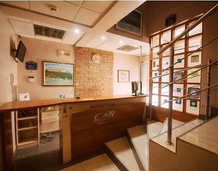 Car Royal Apartments And Rooms 노비사드 외부 사진