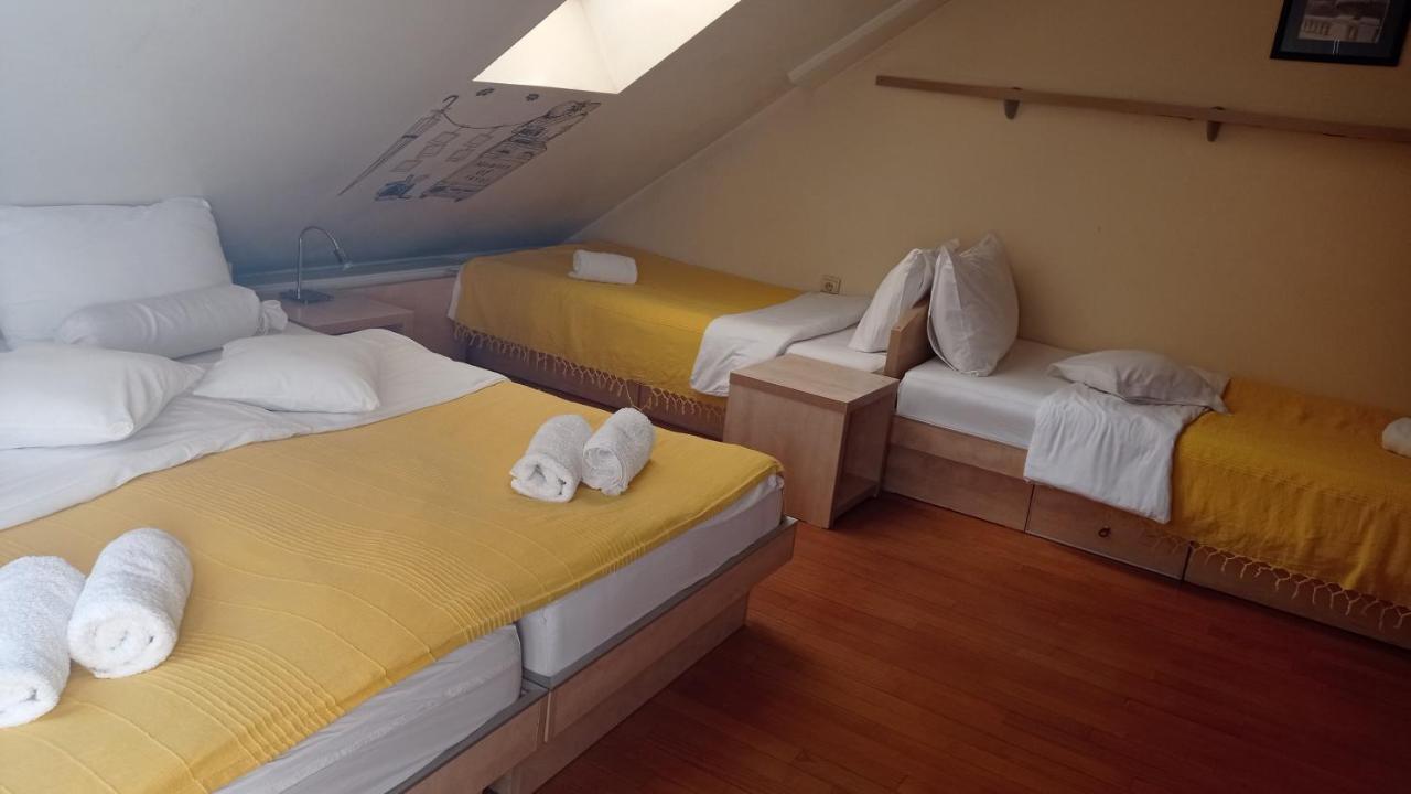 Car Royal Apartments And Rooms 노비사드 외부 사진