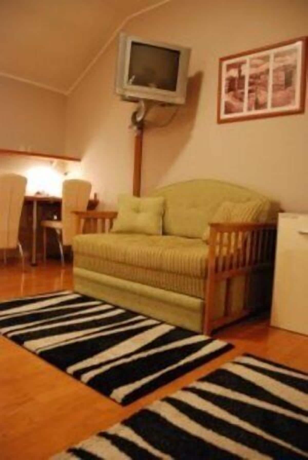 Car Royal Apartments And Rooms 노비사드 외부 사진